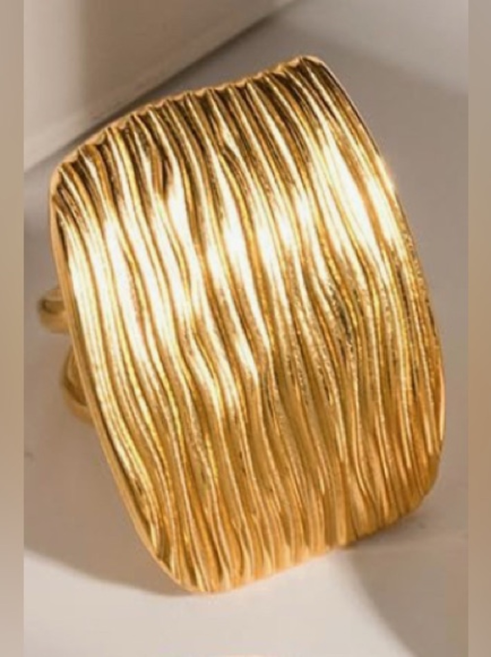 Rare Vintage Neiman Marcus Wavy 18KT Gold Vermeil square ring adjustable